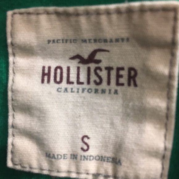❌SOLD Green Hollister Top - Picture 5 of 5